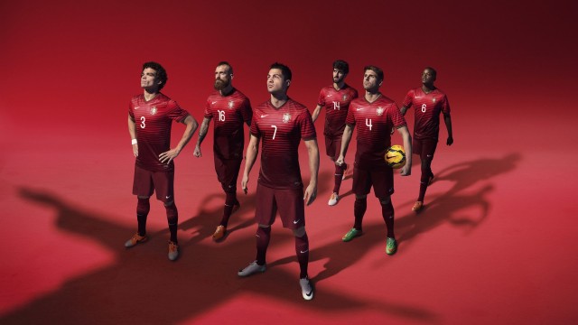 星空体育下载网址-《英雄联盟》官方公布新英雄“元素师”——玩家期待已久的终极变革即将到来